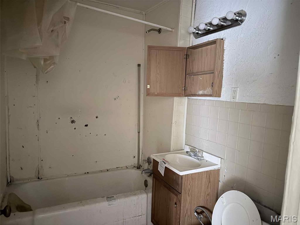 8700 Old Bunkum Road Caseyville, IL 62232 - Photo 12 of 20