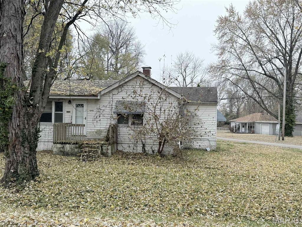 8700 Old Bunkum Road Caseyville, IL 62232 - Photo 2 of 20