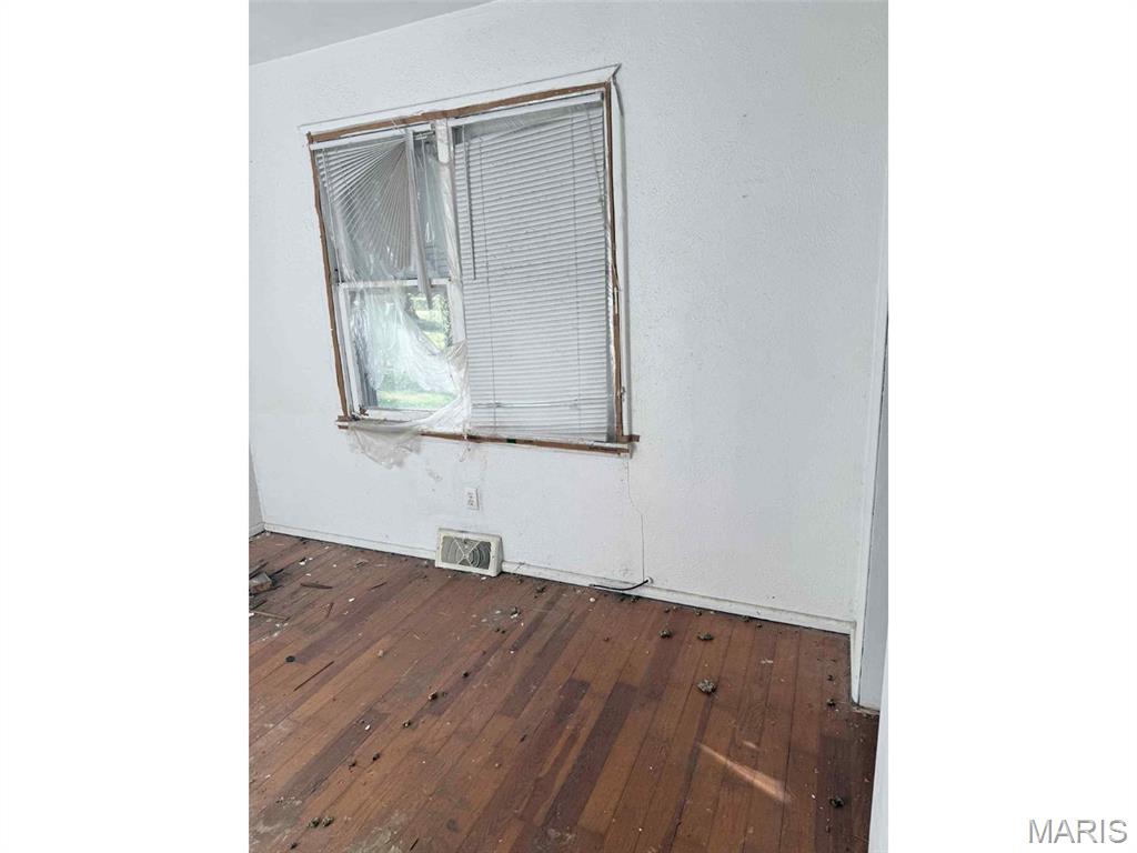 8700 Old Bunkum Road Caseyville, IL 62232 - Photo 5 of 20