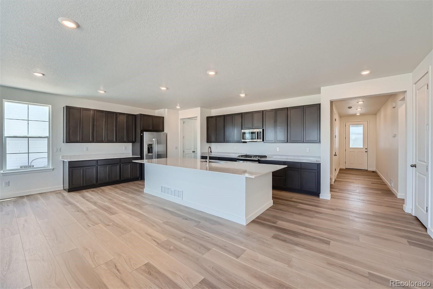 514 Penn Road Elizabeth, CO 80107 - Photo 3 of 19 Gallery Image 3