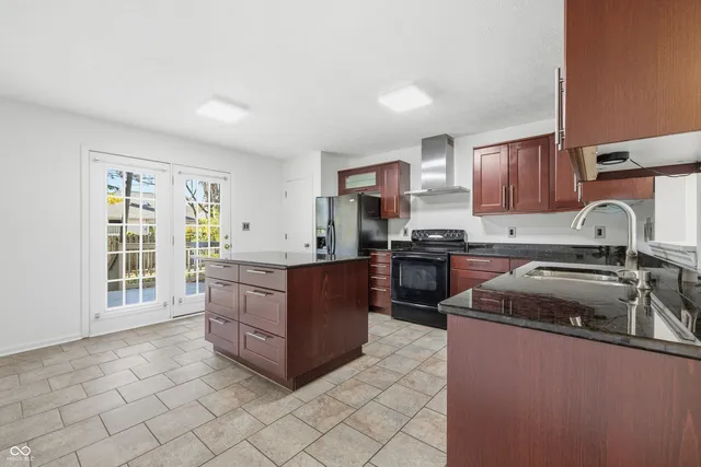 $428,900 | 11558 Perkins Street, Carmel, IN 46032