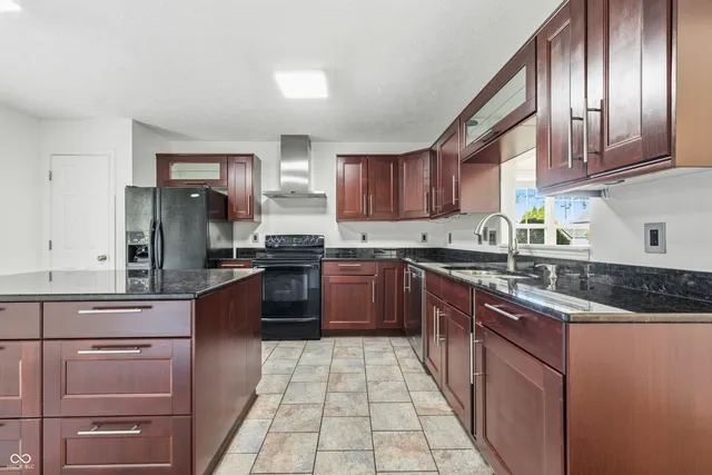 $428,900 | 11558 Perkins Street, Carmel, IN 46032