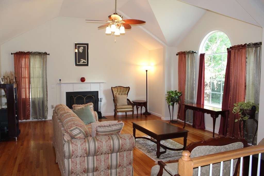 48 Derby Dingle Springfield, MA 01107 - Photo 8 of 30 Gallery Image 8