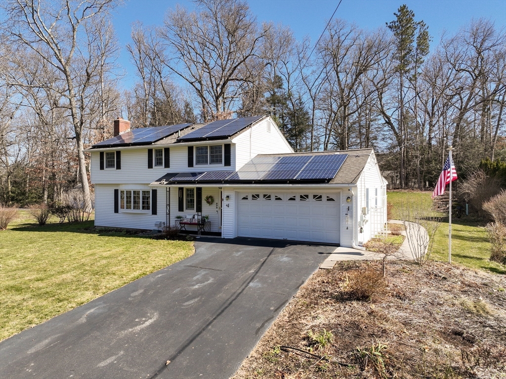 9 Ruth Drive Wilbraham, MA 01095 - Photo 3 of 27 Gallery Image 3