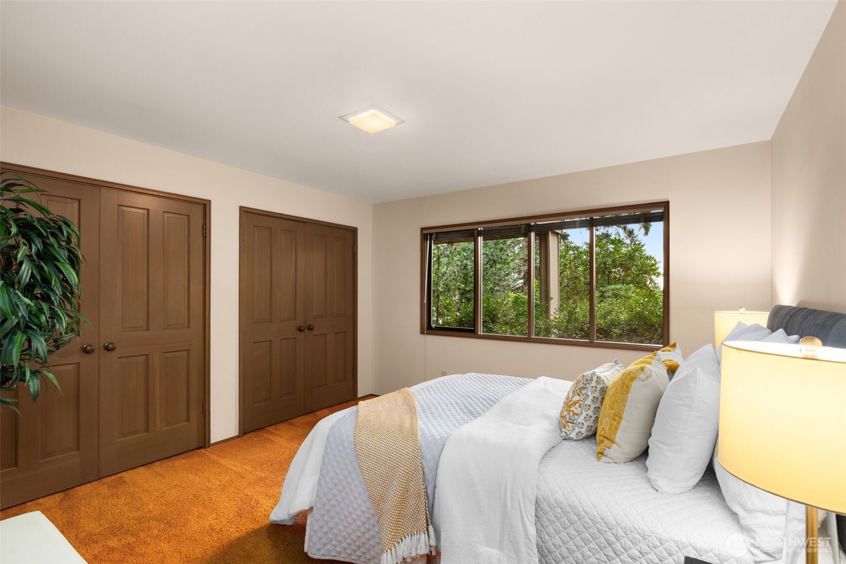 8440 West Mercer Way Mercer Island, WA 98040 - Photo 29 of 34