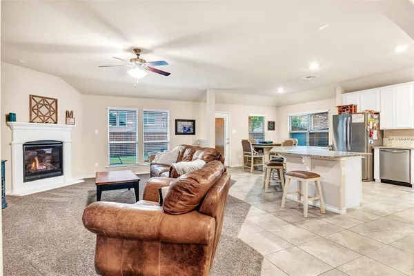 $2,600 | 10100 Levelland Place, McKinney, TX 75071