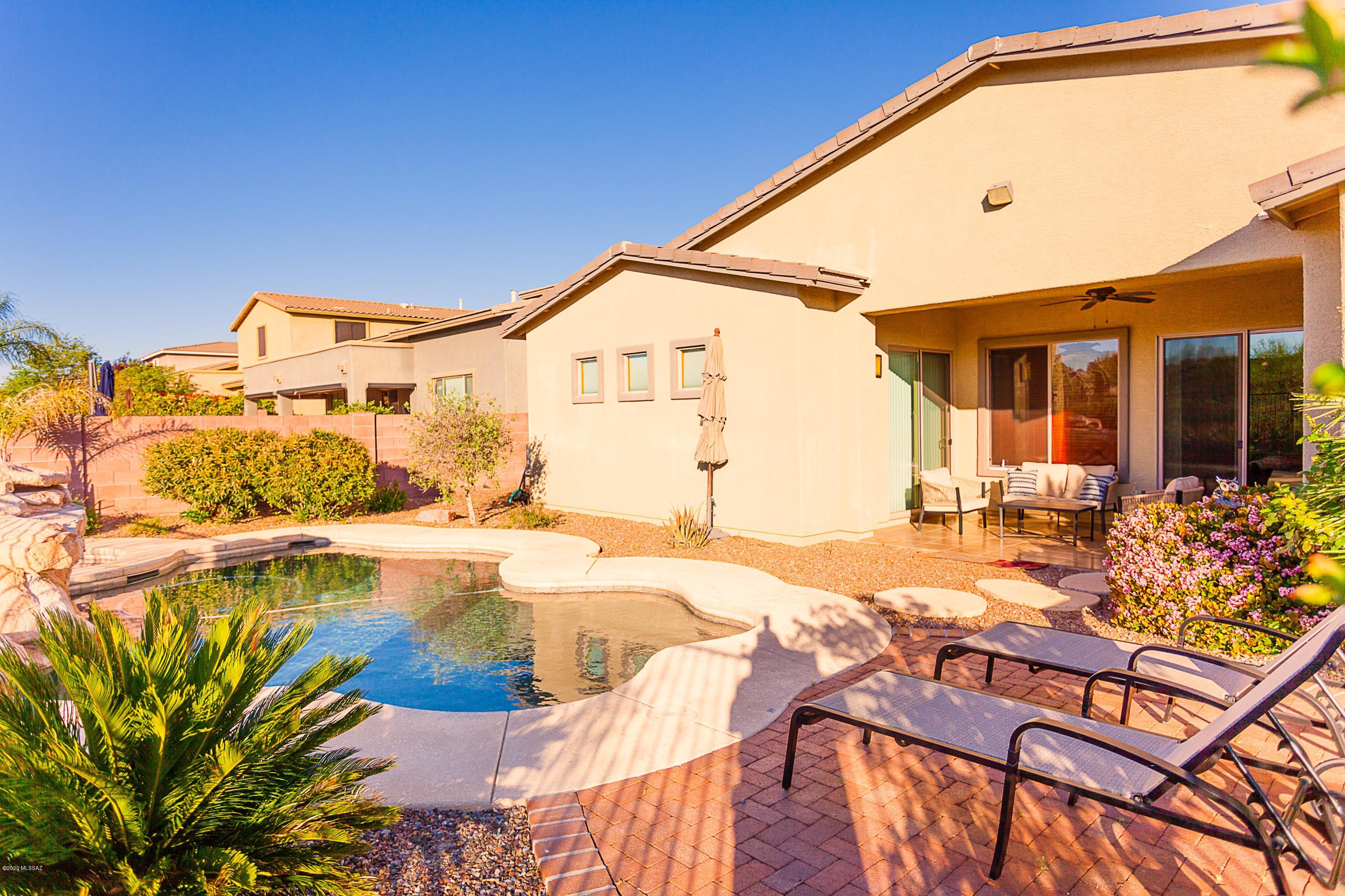11685 North Peaceful Night Road Tucson, AZ 85737 - Photo 13 of 37