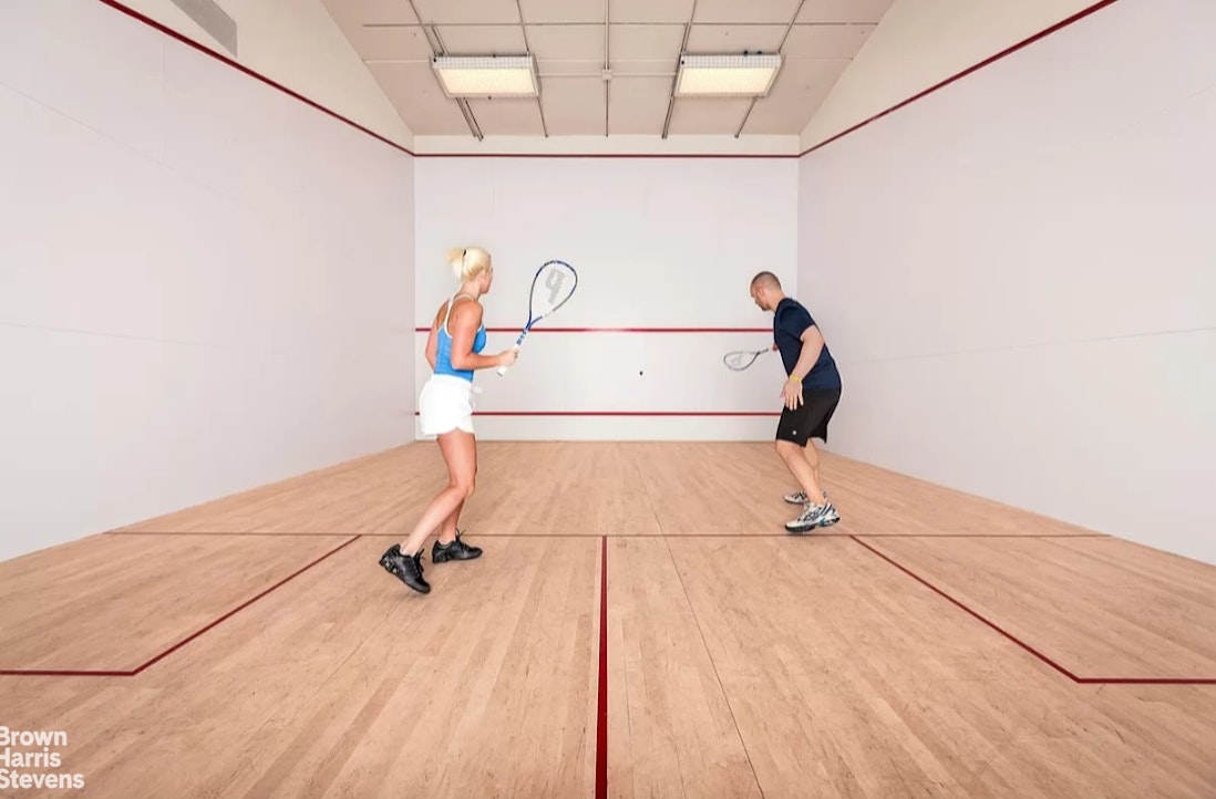 50 Riverside Boulevard, Unit 3H Manhattan, NY 10069 - Photo 15 of 21 a room with a rug