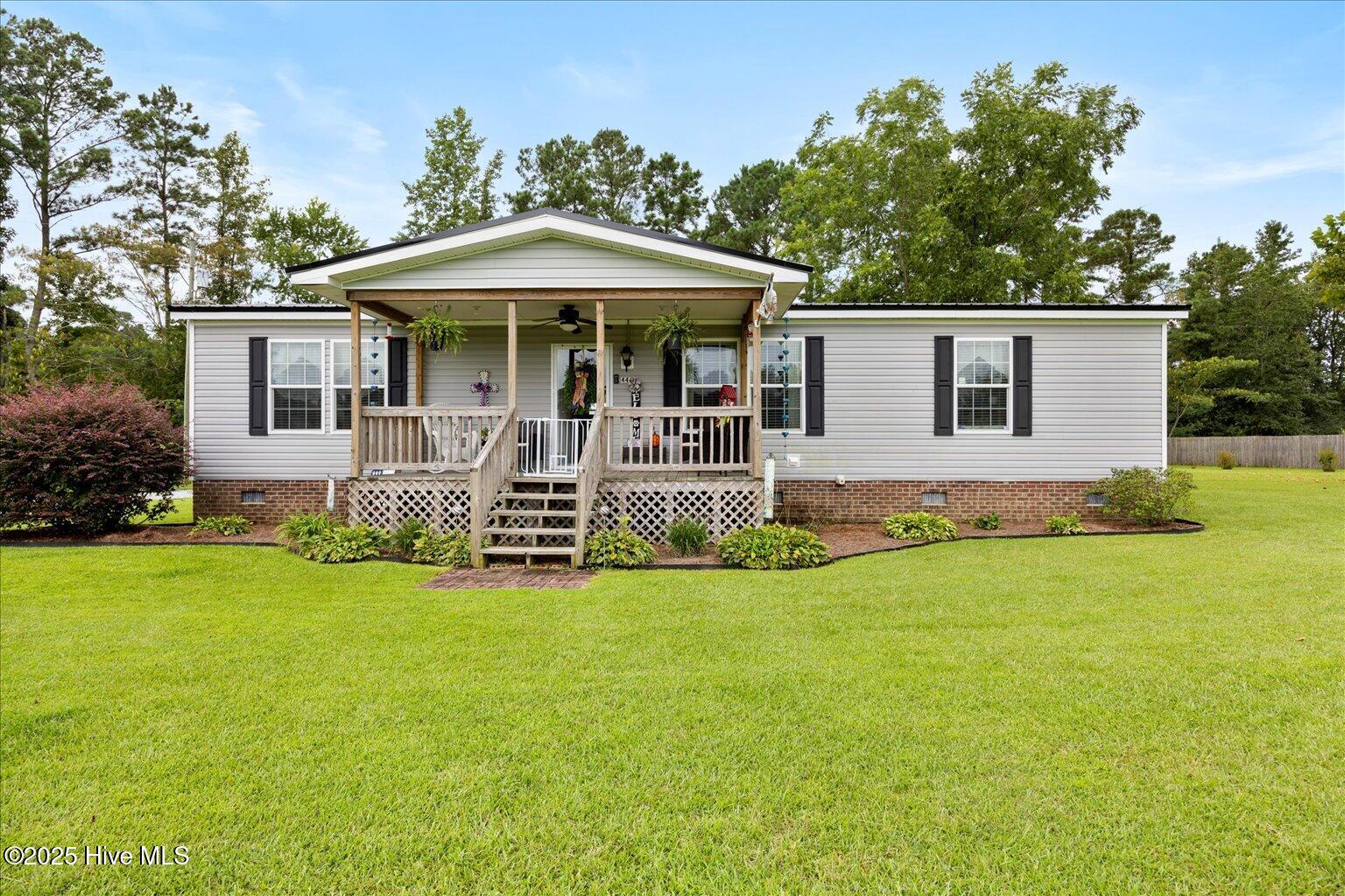 444 Chicken Neck Road Teachey, NC 28464 - Photo 1 of 35 02-IMG_3720