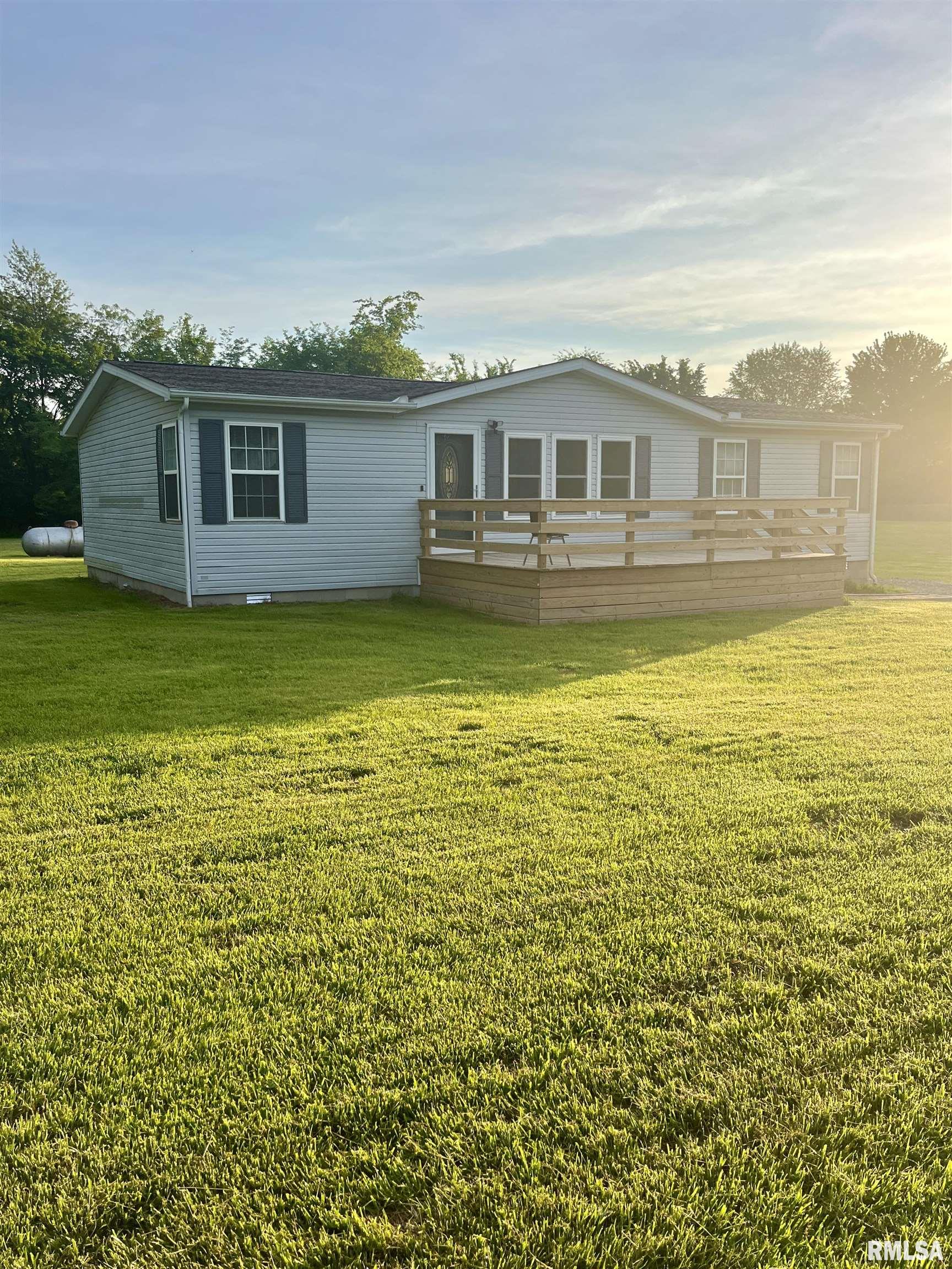 17227 Number 9 Blacktop West Frankfort, IL 62896 - Photo 2 of 12