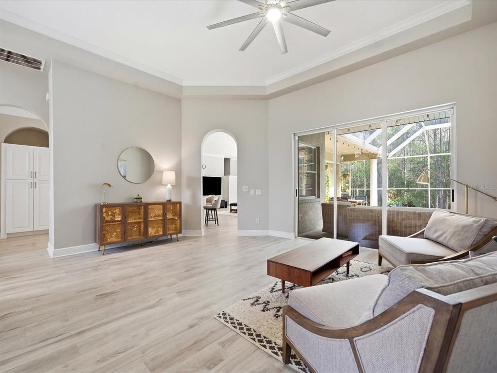 18931 Chaville Road Lutz, FL 33558 - Photo 13 of 78