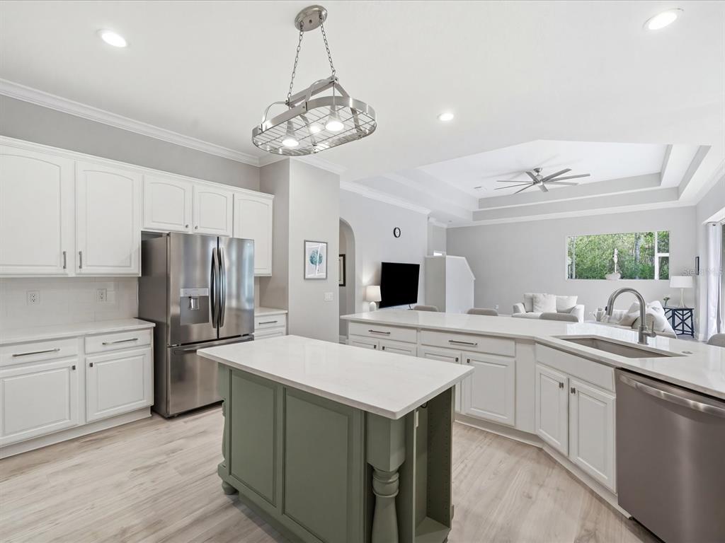 18931 Chaville Road Lutz, FL 33558 - Photo 19 of 78
