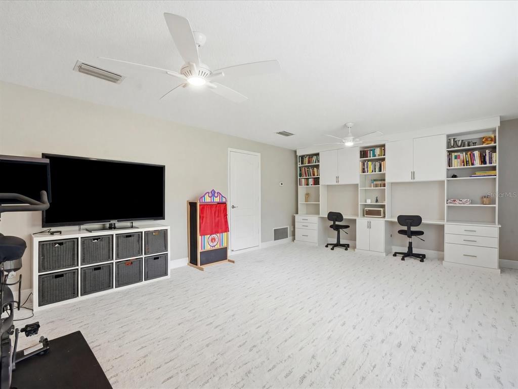 18931 Chaville Road Lutz, FL 33558 - Photo 51 of 78