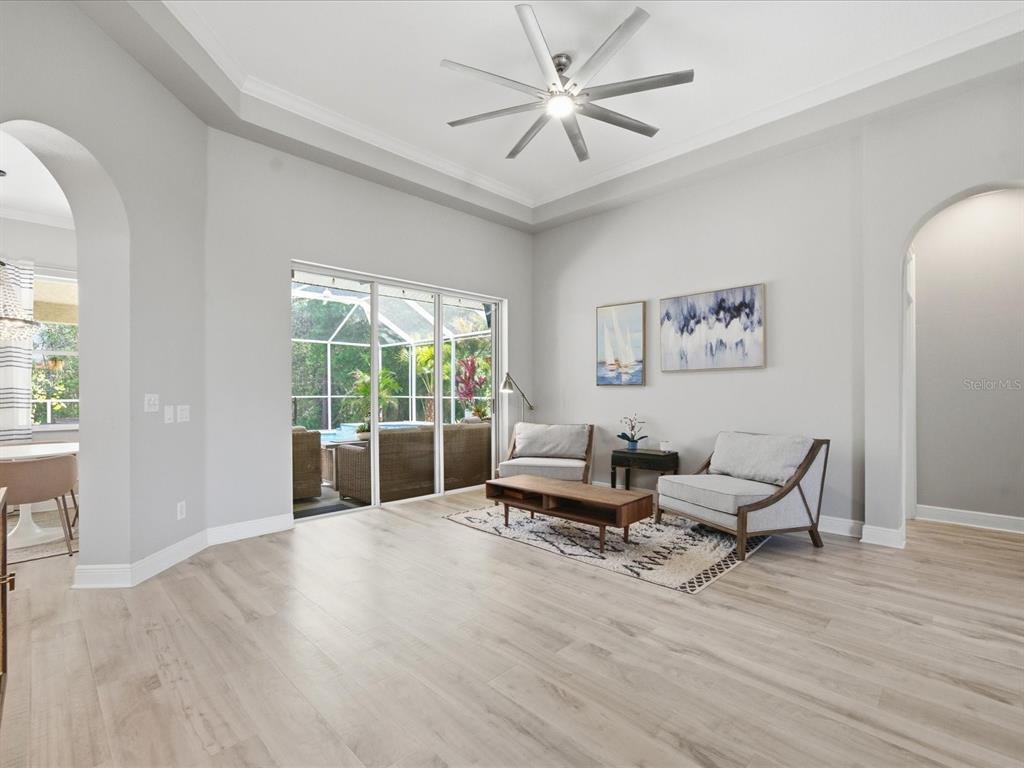 18931 Chaville Road Lutz, FL 33558 - Photo 10 of 78