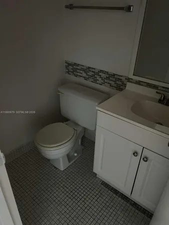 $1,300 | 82 Fanshaw B, Unit 82, Boca Raton, FL 33434