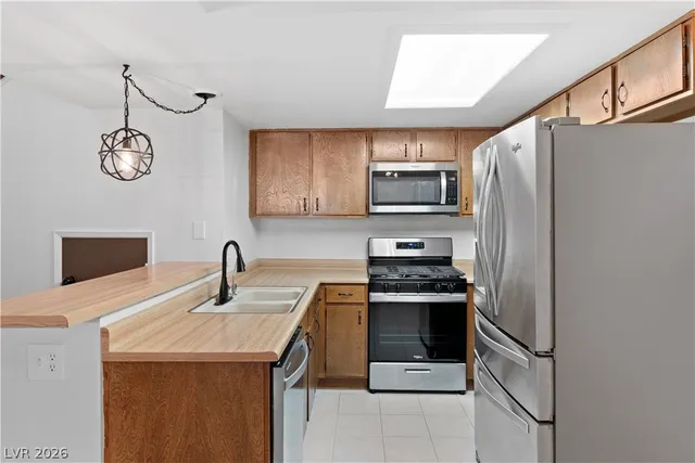 $129,900 | 3830 Desert Marina Drive, Unit 176, Laughlin, NV 89029