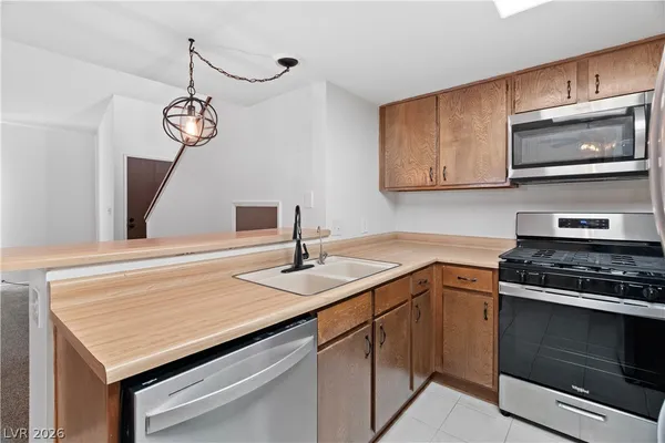 $129,900 | 3830 Desert Marina Drive, Unit 176, Laughlin, NV 89029