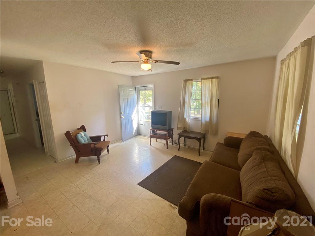3914 Wolf Pond Road Monroe, NC 28112 - Photo 8 of 24 Gallery Image 8