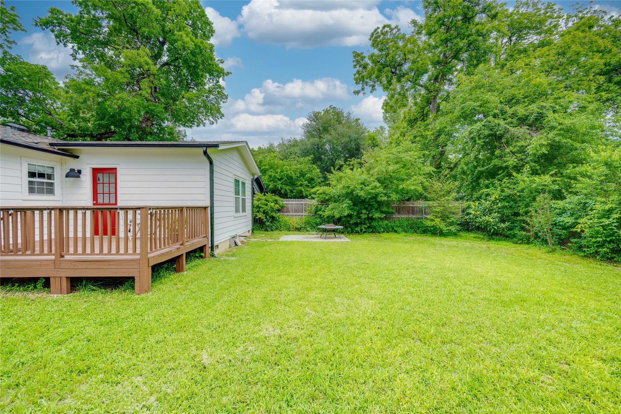 3301 Bengston Street Austin, TX 78702 - Photo 25 of 34