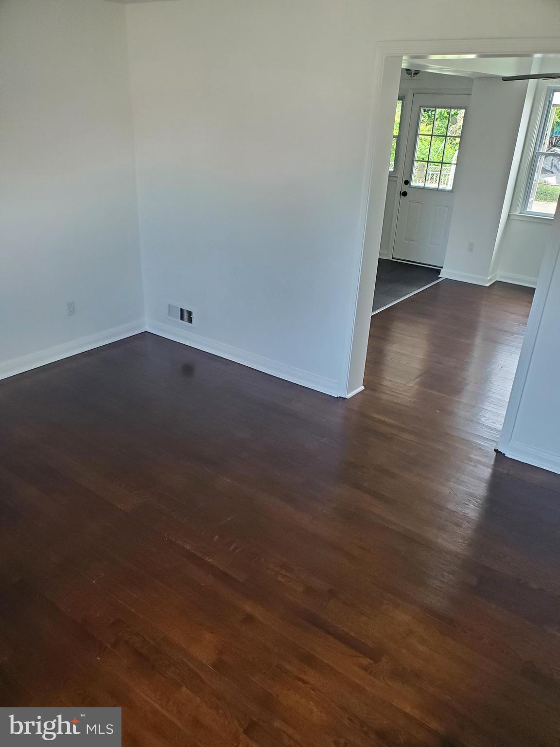 1534 Doolittle Road Baltimore, MD 21221 - Photo 10 of 18