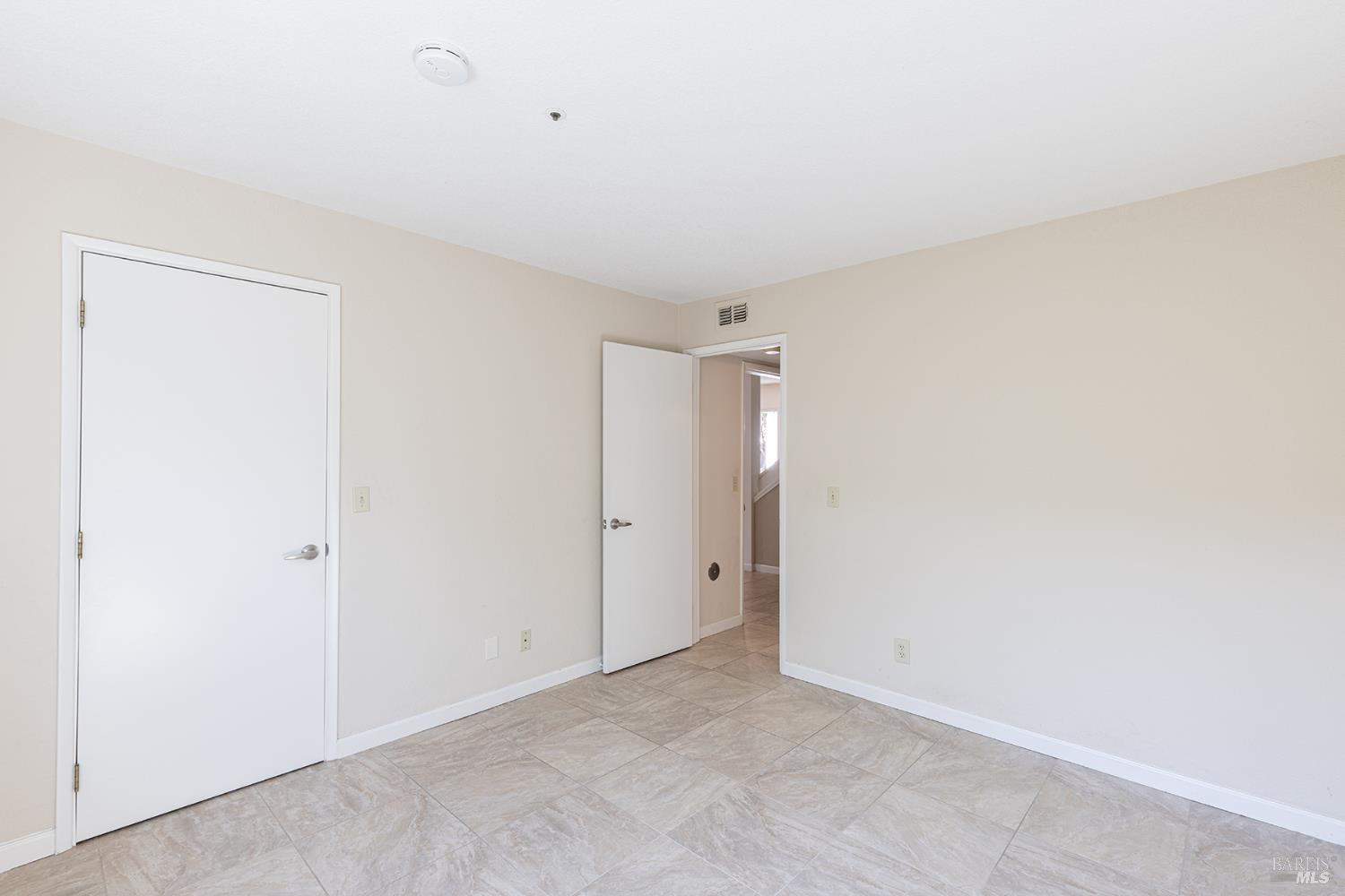 2773 Elks Way Napa, CA 94558 - Photo 24 of 39 a view of an empty room