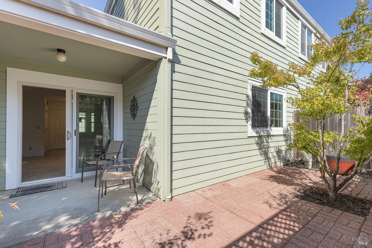 2773 Elks Way Napa, CA 94558 - Photo 34 of 39 a view of a chair and tables in the patio