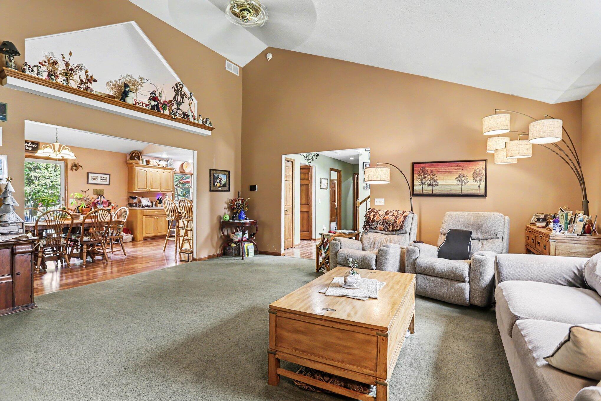 17704 Moorepark Road Three Rivers, MI 49093 - Photo 6 of 32 007_file_7671