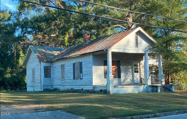 $285,000 | 211 Fairview Avenue Southwest, Wilson, NC 27893