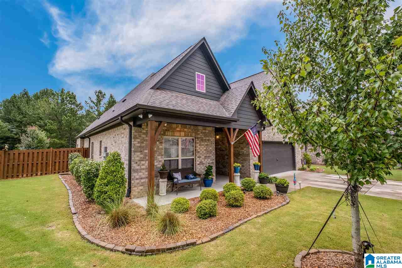 495 Ballantrae Road Pelham, AL 35124 - Photo 3 of 37