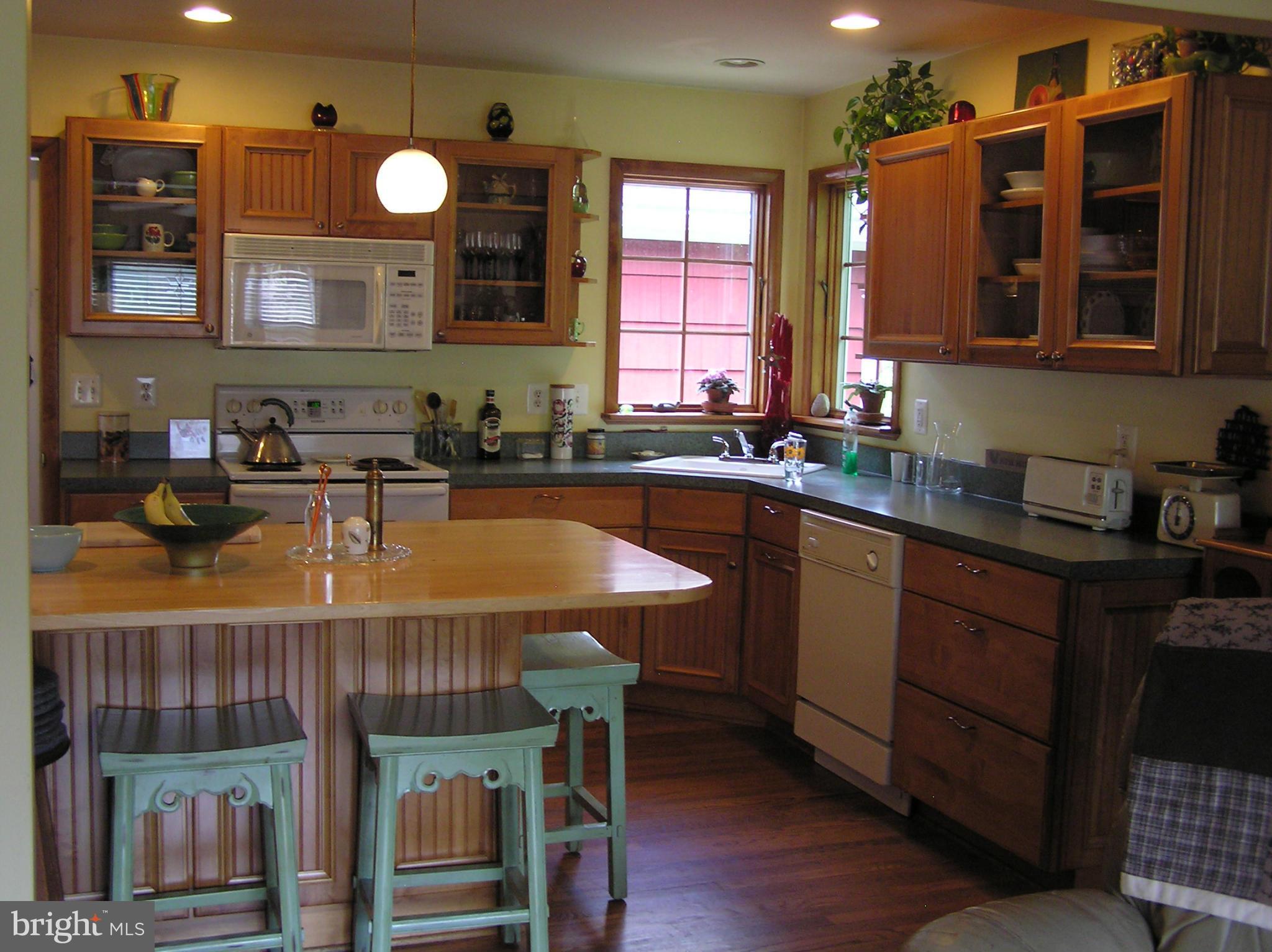 2200 Ridge Road Westminster, MD 21157 - Photo 2 of 21 Kitchen