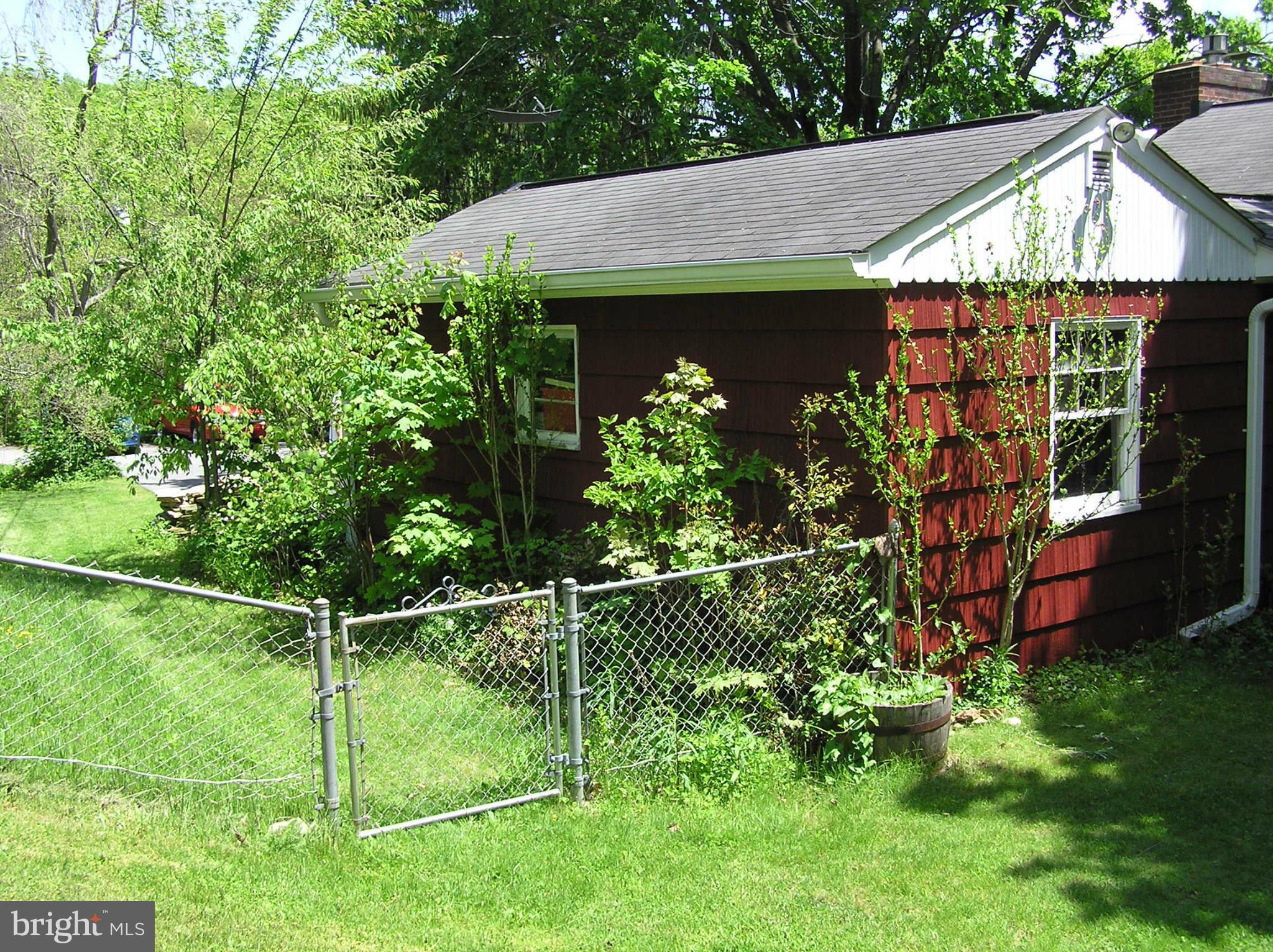 2200 Ridge Road Westminster, MD 21157 - Photo 12 of 21 Exterior (Rear)