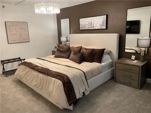 $399,900 | 600 Admiral Boulevard, Unit 1505, Kansas City, MO 64106
