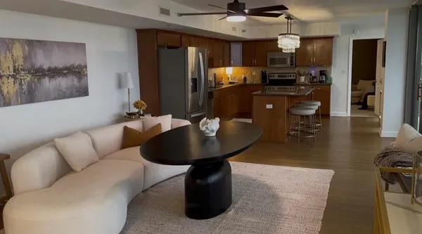 $399,900 | 600 Admiral Boulevard, Unit 1505, Kansas City, MO 64106