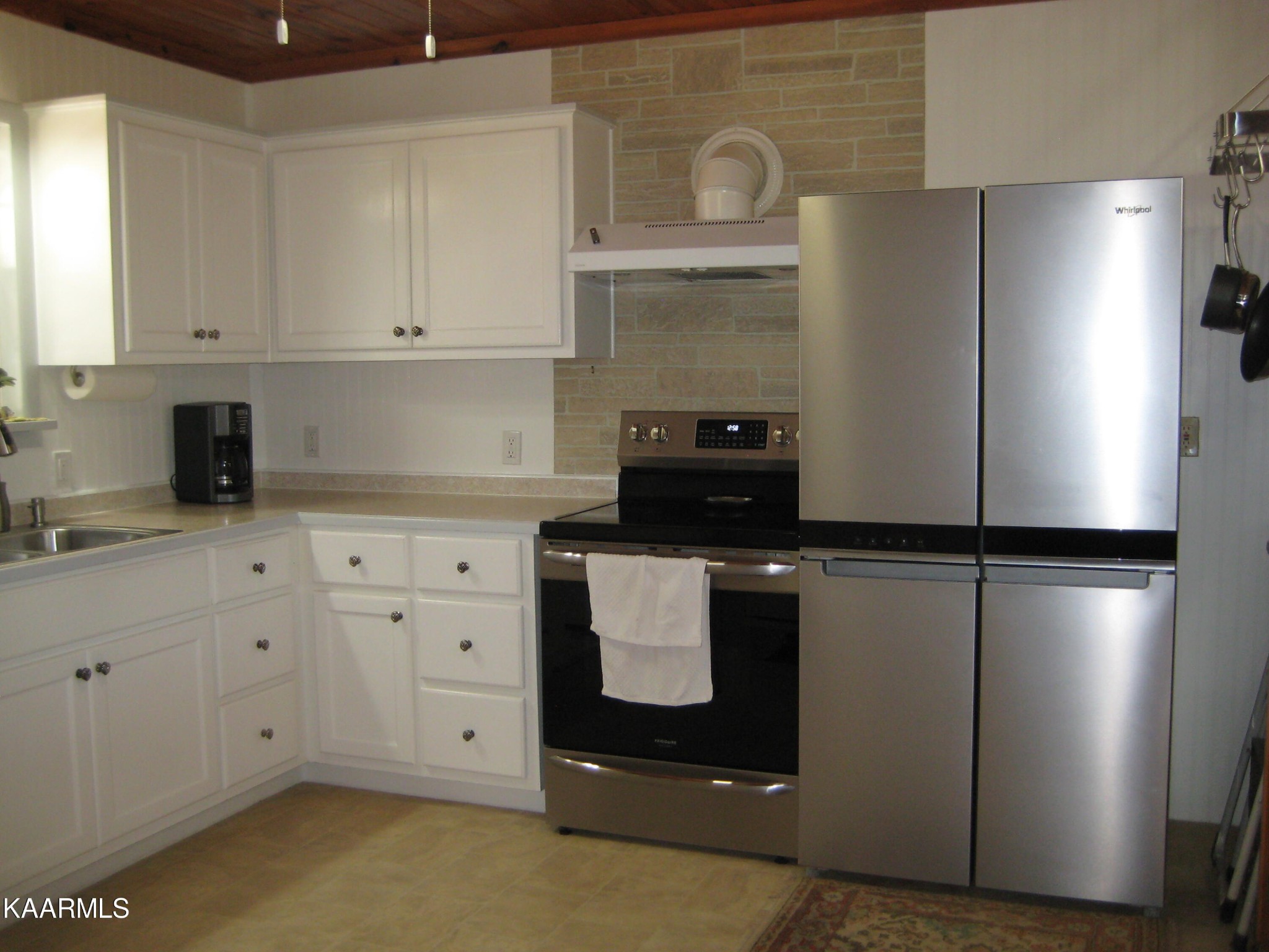 407 Joe Barnett Road Jamestown, TN 38556 - Photo 13 of 30 Gallery Image 13