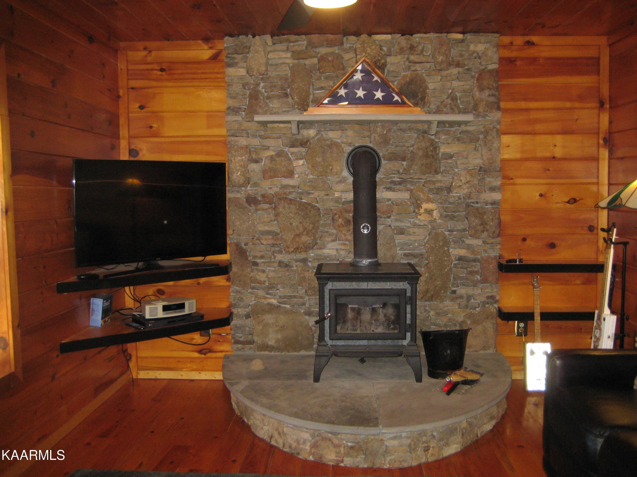 407 Joe Barnett Road Jamestown, TN 38556 - Photo 17 of 30 Gallery Image 17