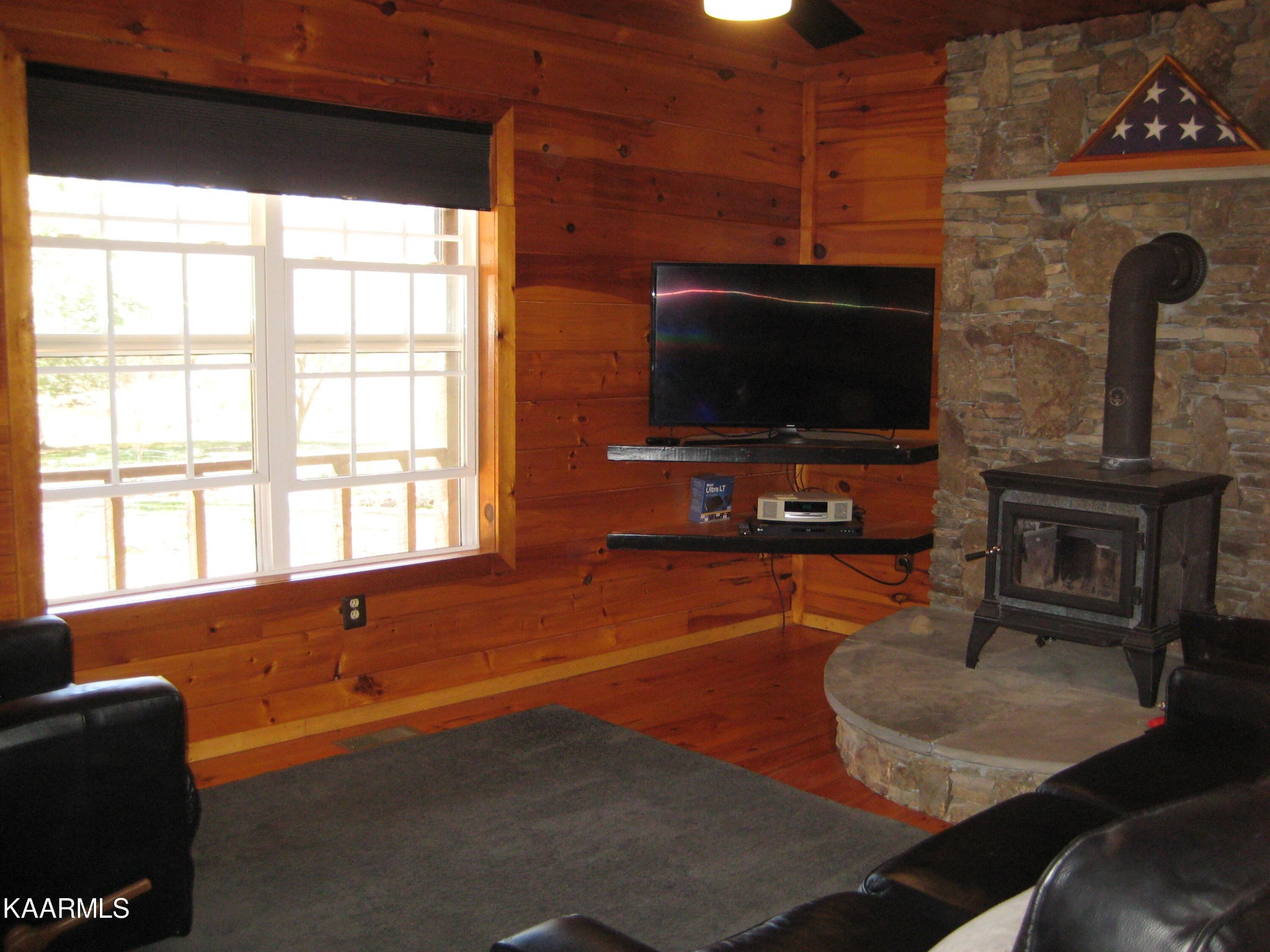 407 Joe Barnett Road Jamestown, TN 38556 - Photo 19 of 30 Gallery Image 19