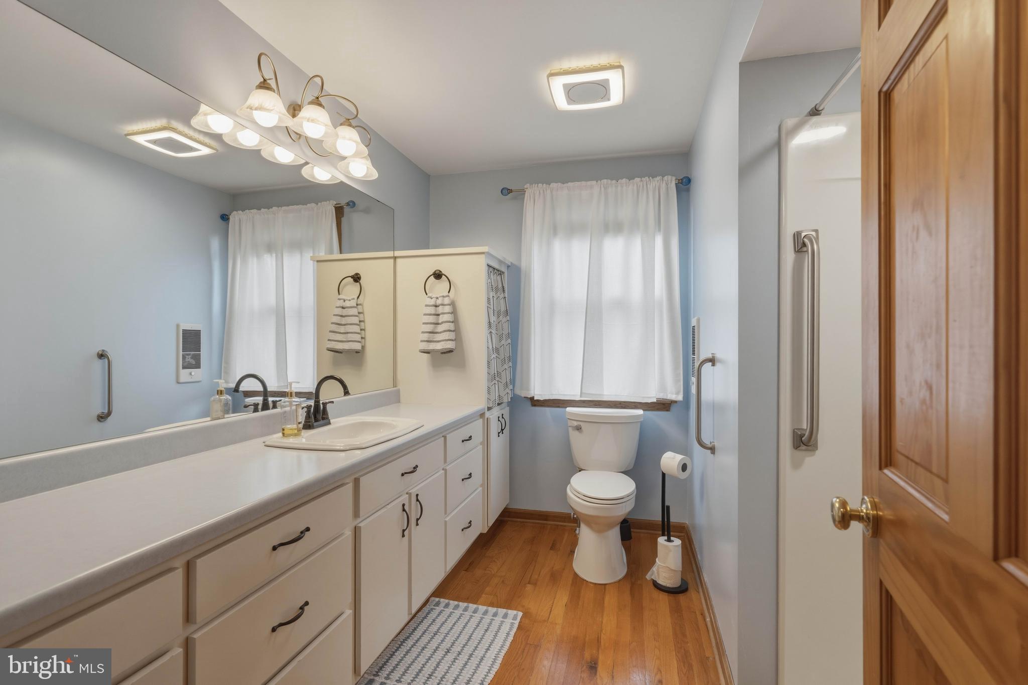 35 Blue Ridge Road Titusville, NJ 08560 - Photo 19 of 28 Bathroom 2
