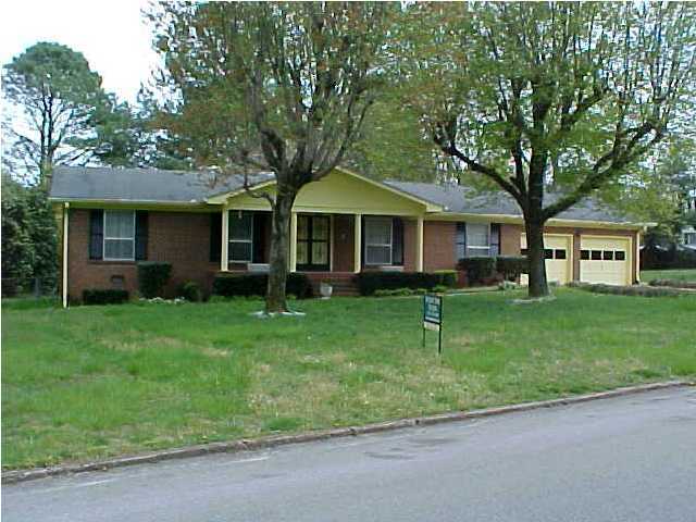 3934 Yorktown Road Chattanooga, TN 37416 - Photo 1 of 2 Primary Photo