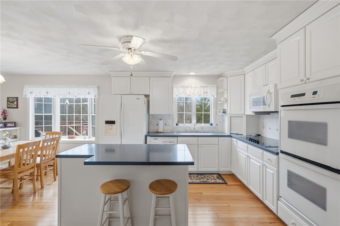 143 Trimtown Road Scituate, RI 02857 - Photo 15 of 45 Kitchen