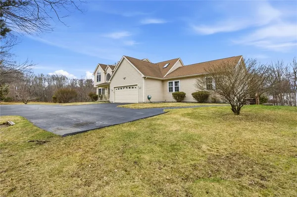 $899,900 | 143 Trimtown Road, Scituate, RI 02857