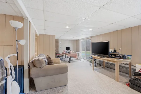 $899,900 | 143 Trimtown Road, Scituate, RI 02857