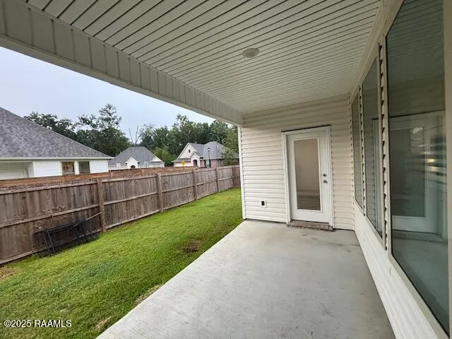 $2,100 | 5416 Heron Nest Drive, Baton Rouge, LA 70816