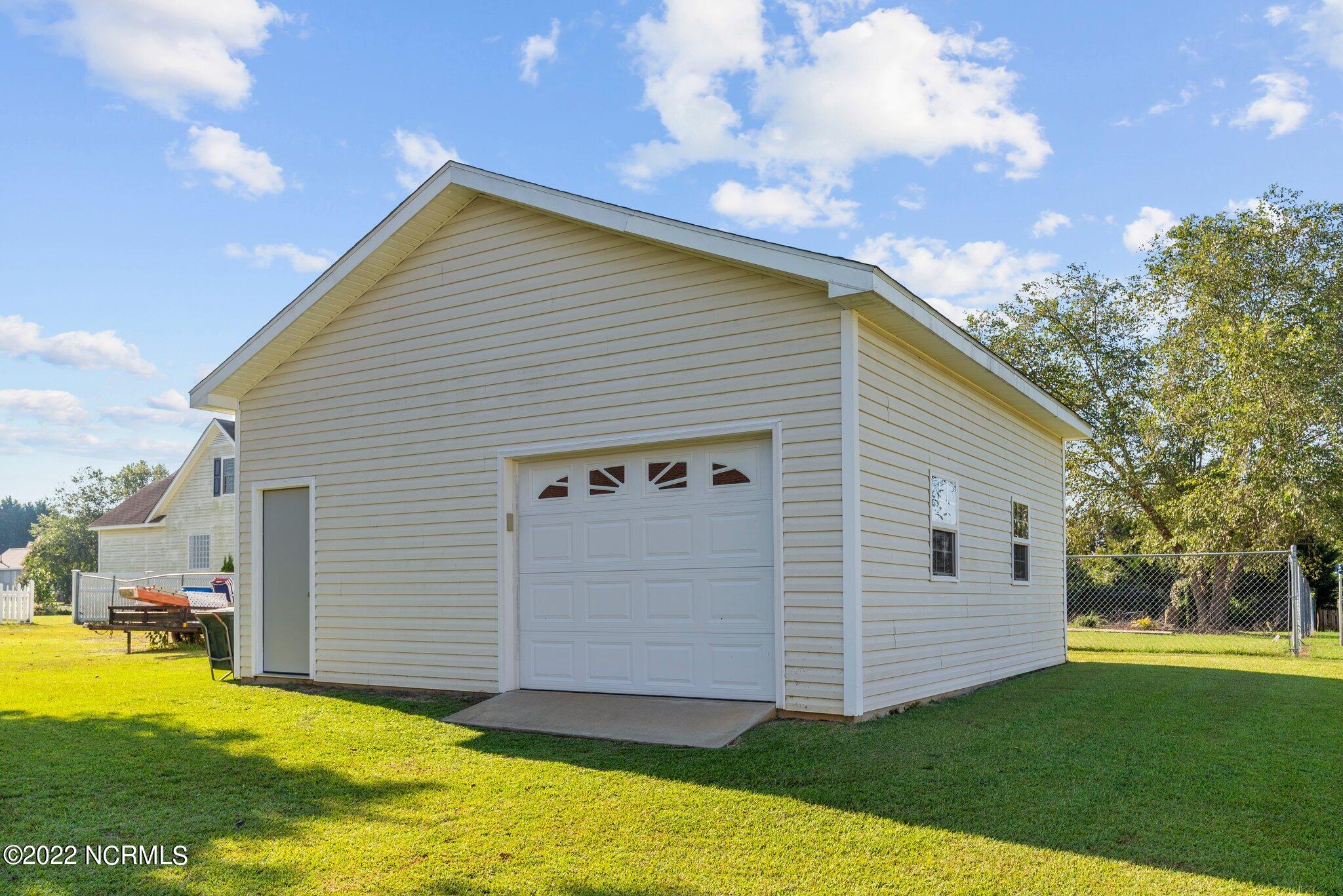 3447 Carriage Farm Road Rocky Mount, NC 27804 - Photo 19 of 49 21-web-or-mls-DSC_2225