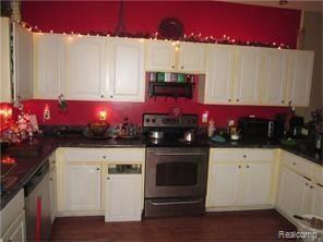 10842 Pardee Road Taylor, MI 48180 - Photo 2 of 10
