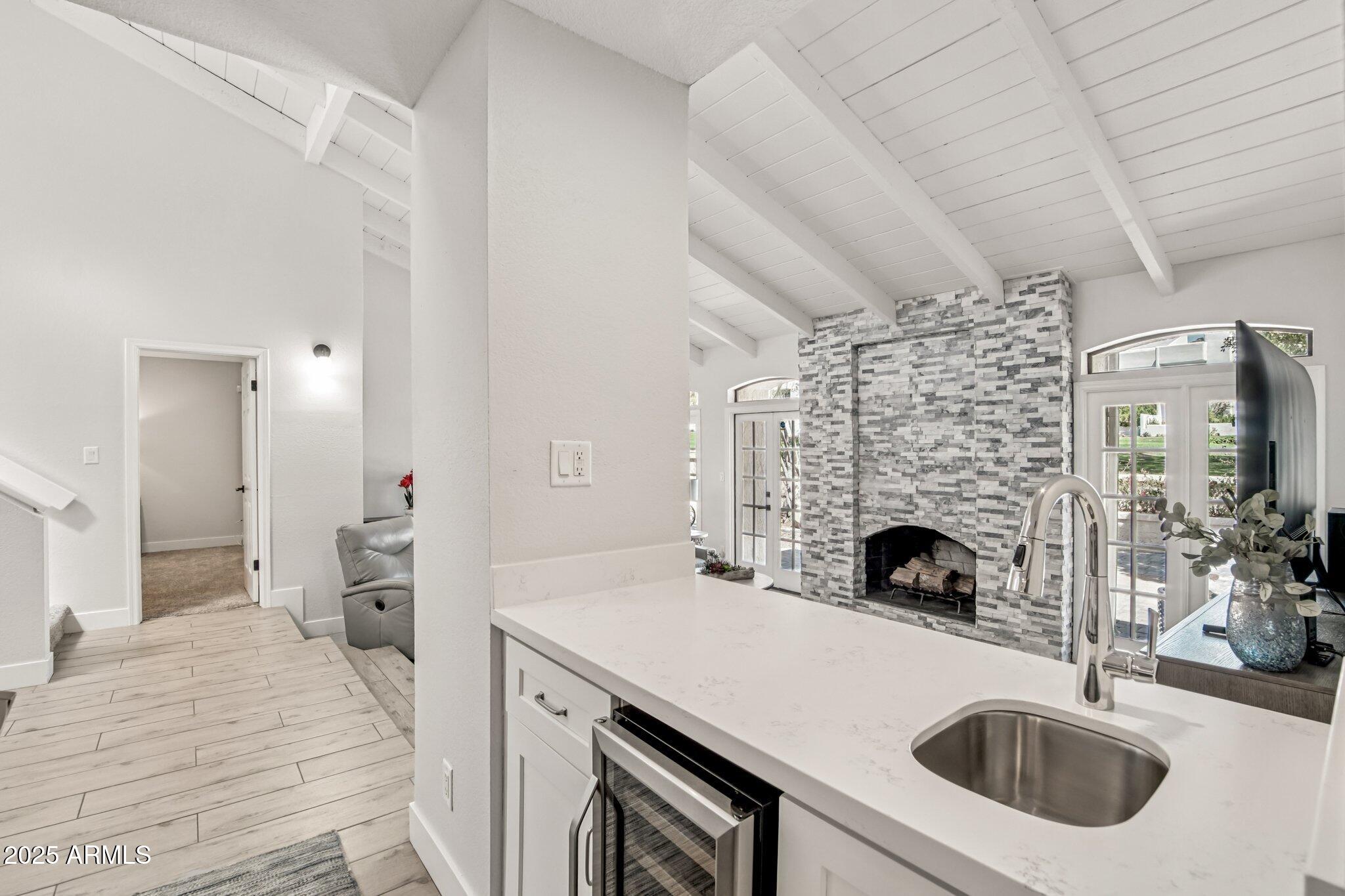 2626 East Arizona Biltmore Circle, Unit 14 Phoenix, AZ 85016 - Photo 9 of 52 Wet Bar - Perfect for entertaining