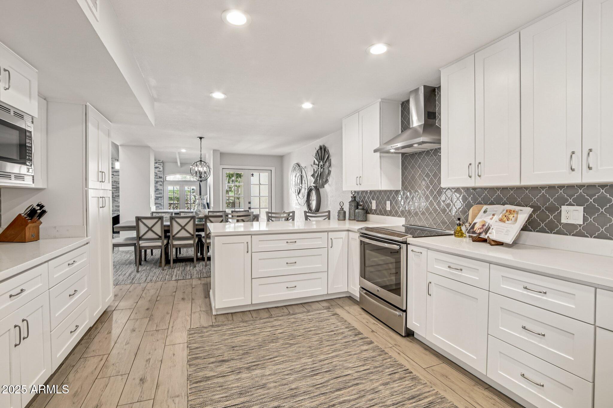 2626 East Arizona Biltmore Circle, Unit 14 Phoenix, AZ 85016 - Photo 12 of 52 Kitchen with plenty of cabinet space