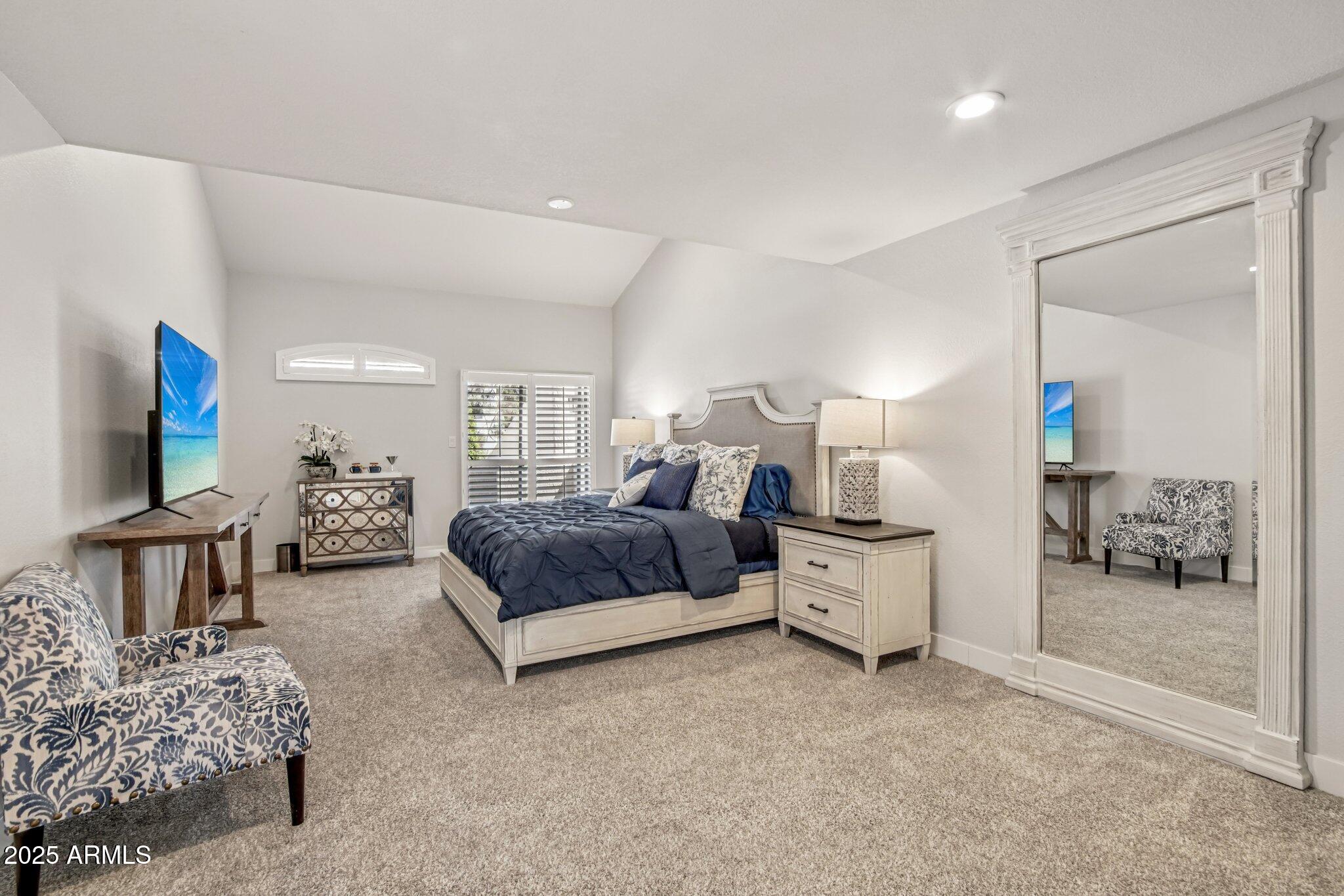 2626 East Arizona Biltmore Circle, Unit 14 Phoenix, AZ 85016 - Photo 24 of 52 Primary Bedroom - Dual Masters