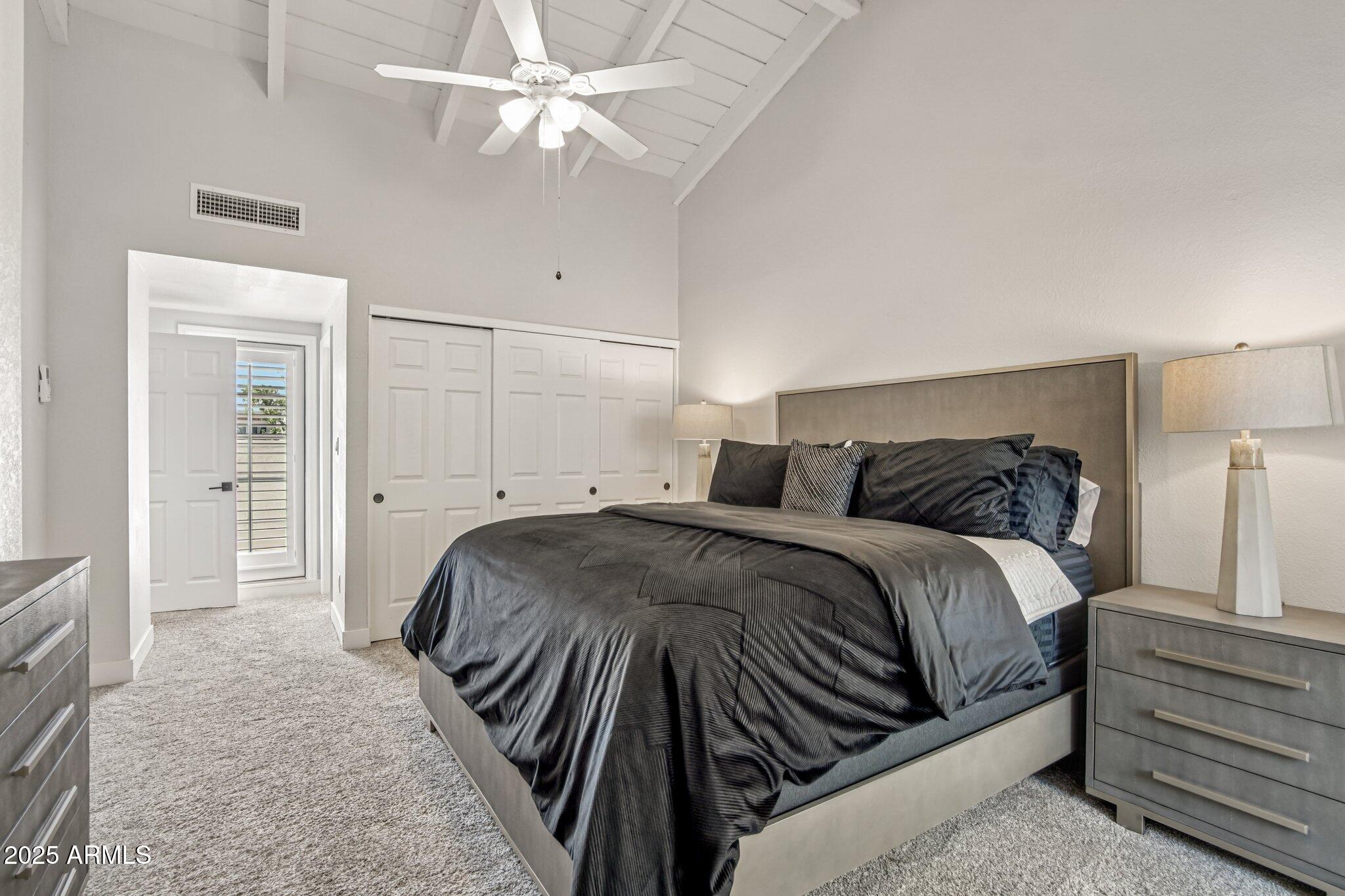 2626 East Arizona Biltmore Circle, Unit 14 Phoenix, AZ 85016 - Photo 32 of 52 Guest EnSuite Bedroom