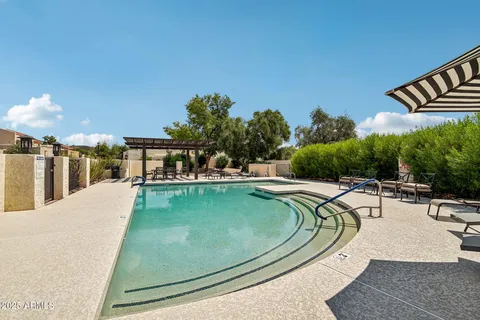 $1,399,000 | 2626 East Arizona Biltmore Circle, Unit 14, Phoenix, AZ 85016