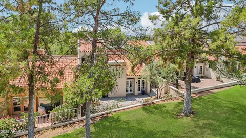 $1,399,000 | 2626 East Arizona Biltmore Circle, Unit 14, Phoenix, AZ 85016